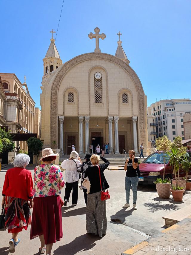 Pași de pelerin la catedrala închinată „Sfântului Apostol și Evanghelist Marcu” din Alexandria, Egipt