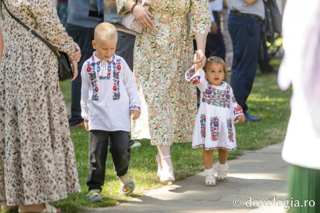 Liturghie arhierească săvârșită de PS Nectarie de Bogdania în ajunul prăznuirii Sfântului Ioan cel Nou / Foto: pr. Silviu Cluci Liturghie arhierească săvârșită de PS Nectarie de Bogdania în ajunul prăznuirii Sfântului Ioan cel Nou