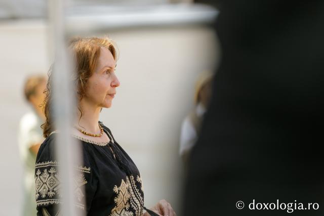 Liturghie arhierească săvârșită de PS Nectarie de Bogdania în ajunul prăznuirii Sfântului Ioan cel Nou / Foto: pr. Silviu Cluci Liturghie arhierească săvârșită de PS Nectarie de Bogdania în ajunul prăznuirii Sfântului Ioan cel Nou