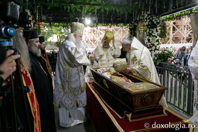 Liturghie arhierească la hramul Sfântului Ioan cel Nou