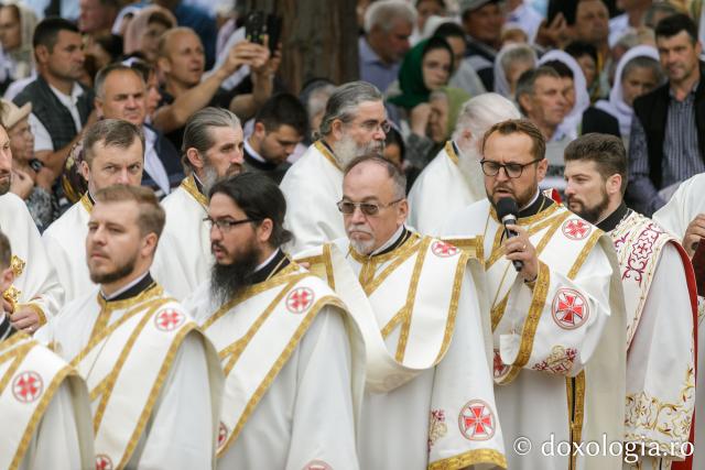 Liturghie arhierească la hramul Sfântului Ioan cel Nou