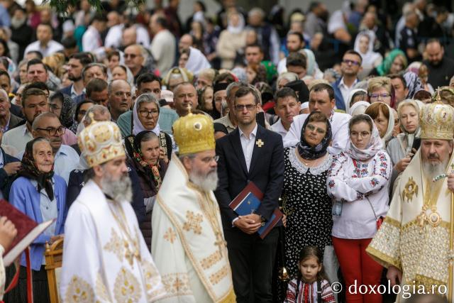 Liturghie arhierească la hramul Sfântului Ioan cel Nou