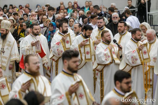 Liturghie arhierească la hramul Sfântului Ioan cel Nou