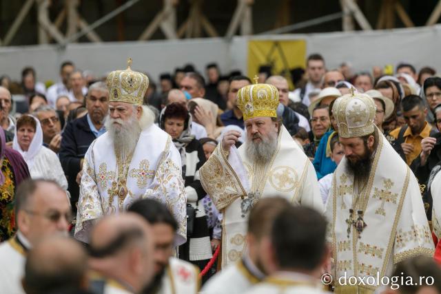 Liturghie arhierească la hramul Sfântului Ioan cel Nou