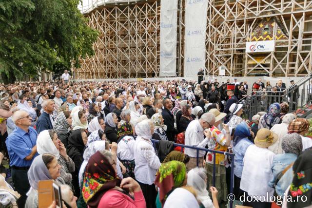 Liturghie arhierească la hramul Sfântului Ioan cel Nou