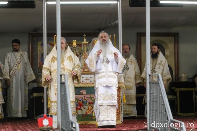 Liturghie arhierească la hramul Sfântului Ioan cel Nou