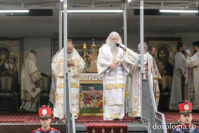 Liturghie arhierească la hramul Sfântului Ioan cel Nou