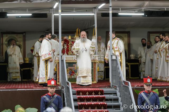 Liturghie arhierească la hramul Sfântului Ioan cel Nou