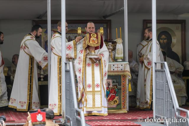 Liturghie arhierească la hramul Sfântului Ioan cel Nou