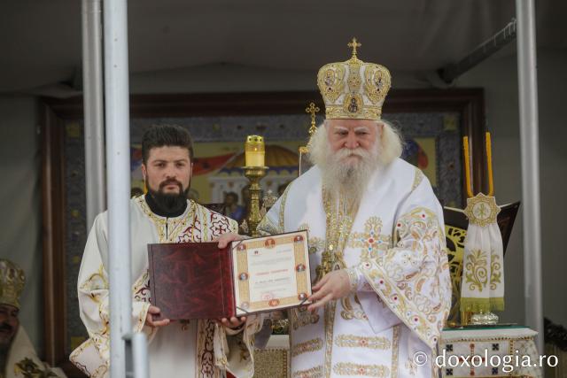 Liturghie arhierească la hramul Sfântului Ioan cel Nou