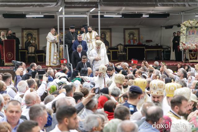 Liturghie arhierească la hramul Sfântului Ioan cel Nou