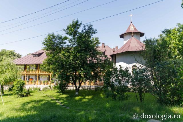 Mănăstirea Miclăușeni