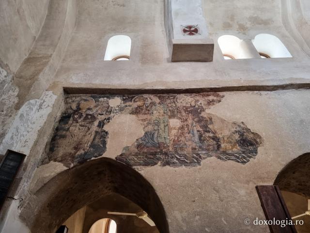 Mănăstirea El Paramous, oaza de liniște din Deșertul Nitriei