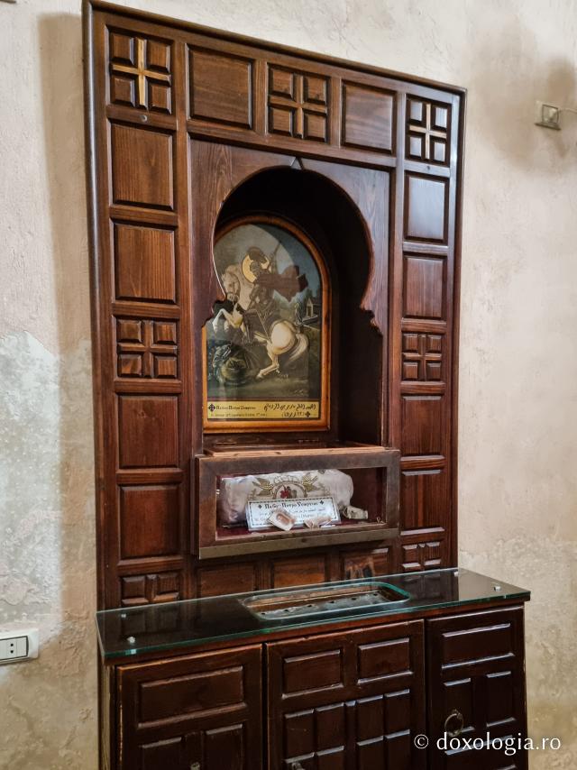 Moaștele Sfântului Mare Mucenic Gheorghe - Mănăstirea El Paramous, oaza de liniște din Deșertul Nitriei