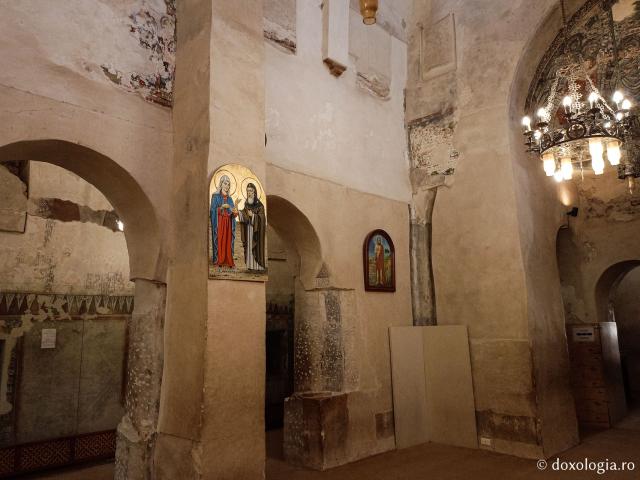 Mănăstirea El Sourian – cea mai pitorească mănăstire din Deșertul Nitriei