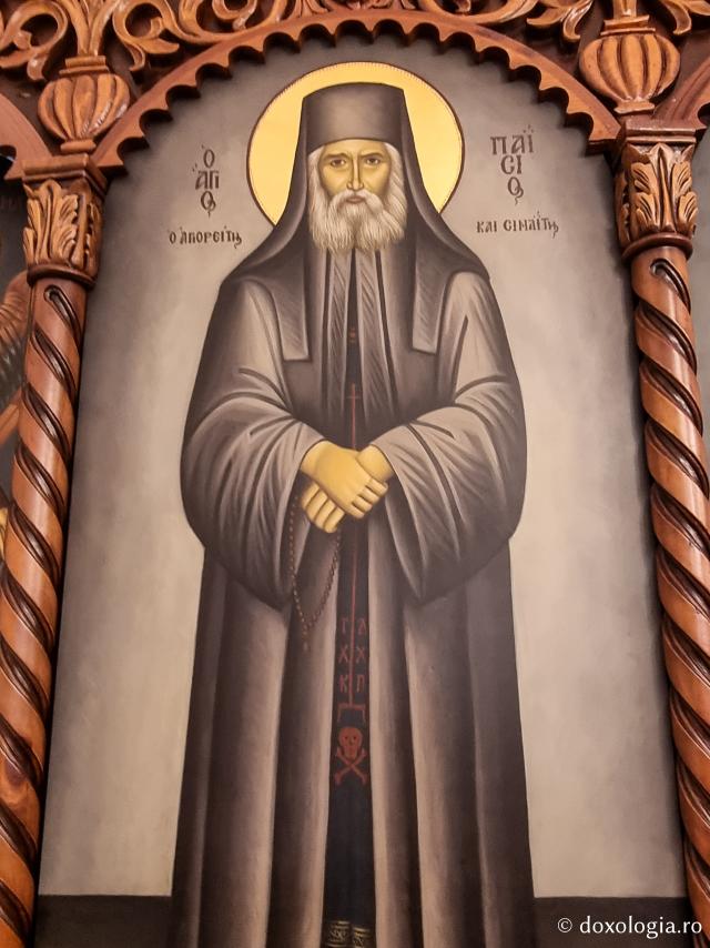 Sfântul Cuvios Paisie Aghioritul - Clipe de rugăciune în Paraclisul Sfântului Paisie Aghioritul de la Mănăstirea Faran din Sinai