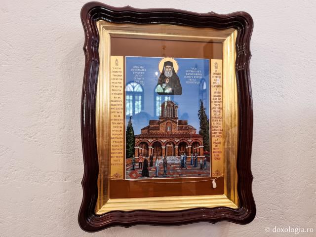 Clipe de rugăciune în Paraclisul Sfântului Paisie Aghioritul de la Mănăstirea Faran din Sinai / Foto: Magda Buftea Clipe de rugăciune în Paraclisul Sfântului Paisie Aghioritul de la Mănăstirea Faran din Sinai