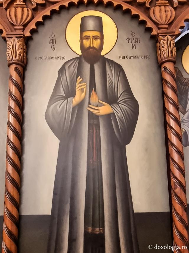 Sfântul Mucenic Efrem cel Nou - Clipe de rugăciune în Paraclisul Sfântului Paisie Aghioritul de la Mănăstirea Faran din Sinai