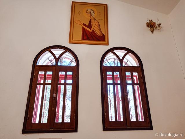 Clipe de rugăciune în Paraclisul Sfântului Paisie Aghioritul de la Mănăstirea Faran din Sinai