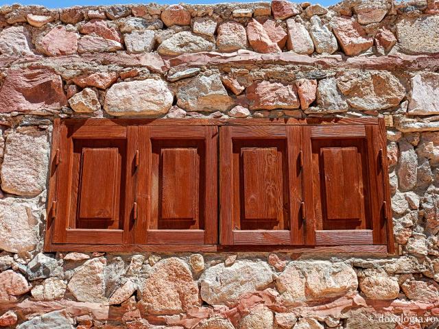 Clipe de rugăciune în Paraclisul Sfântului Paisie Aghioritul de la Mănăstirea Faran din Sinai