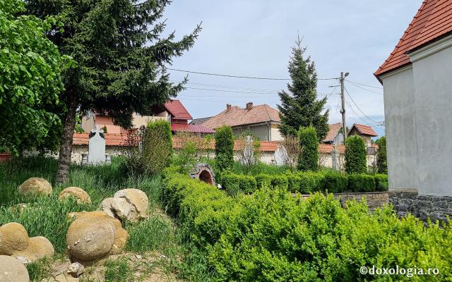 Biserica arhiepiscopală de la Mănăstirea Feleacu – lăcaș istoric ctitorit de Ștefan cel Mare și ocrotit de Sfânta Parascheva