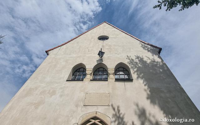 Biserica arhiepiscopală de la Mănăstirea Feleacu – lăcaș istoric ctitorit de Ștefan cel Mare și ocrotit de Sfânta Parascheva