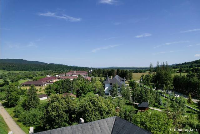 Mănăstirea Neamț, una dintre cele mai vechi mănăstiri din Moldova (imagini aeriene)