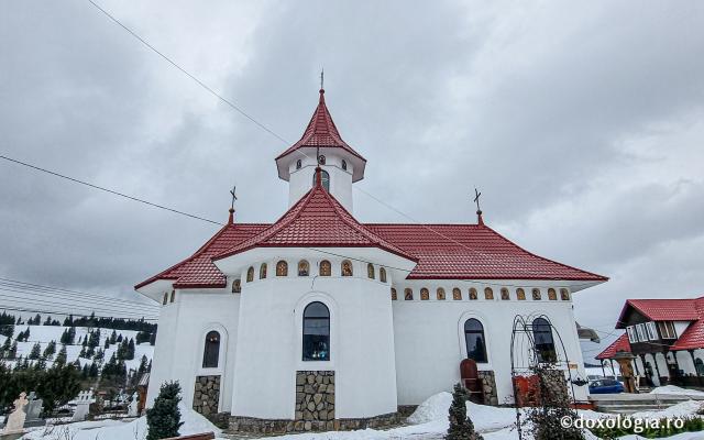 Mănăstirea Podu Coșnei – așezământ închinat Sfinților Apostoli Petru și Pavel de pe Valea Dornei