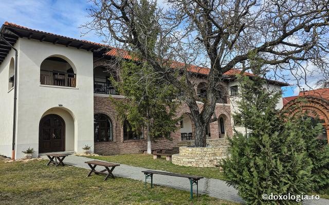 Mănăstirea „Sfânta Elisabeta” – așezământ monahal în inima Clujului