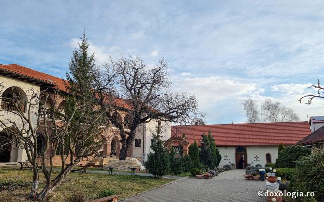 Mănăstirea „Sfânta Elisabeta” – așezământ monahal în inima Clujului