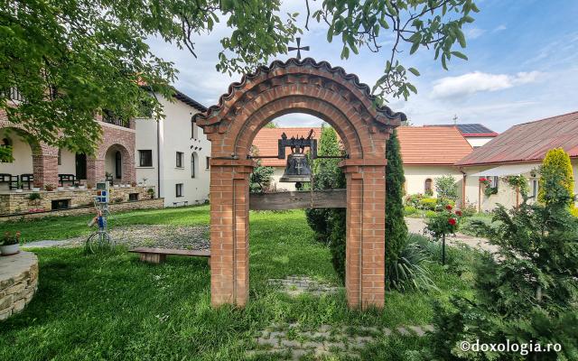Mănăstirea „Sfânta Elisabeta” – așezământ monahal în inima Clujului