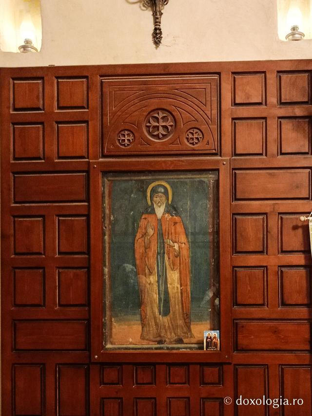 Mănăstirea „Sfântul Paisie cel Mare” ‒ complexul monahal ce adăpostește moaștele marelui nevoitor din Pustia Wadi El-Natron Mănăstirea „Sfântul Paisie cel Mare” ‒ complexul monahal ce adăpostește moaștele marelui nevoitor din Pustia Wadi El-Natron