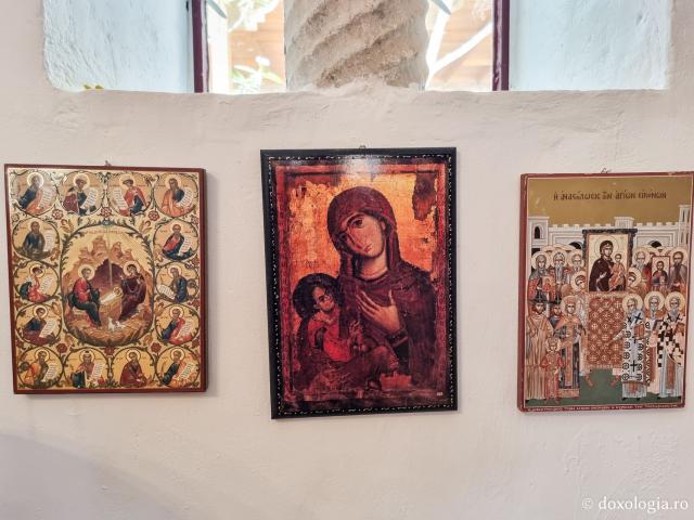 Mănăstirea celor Șapte Fecioare din Sinai – așezământul ridicat pe locul din care a izvorât apă când Moise a lovit stânca cu toiagul / Foto: Magda Buftea Mănăstirea celor Șapte Fecioare din Sinai – așezământul ridicat pe locul din care a izvorât apă când Moise a lovit stânca cu toiagul