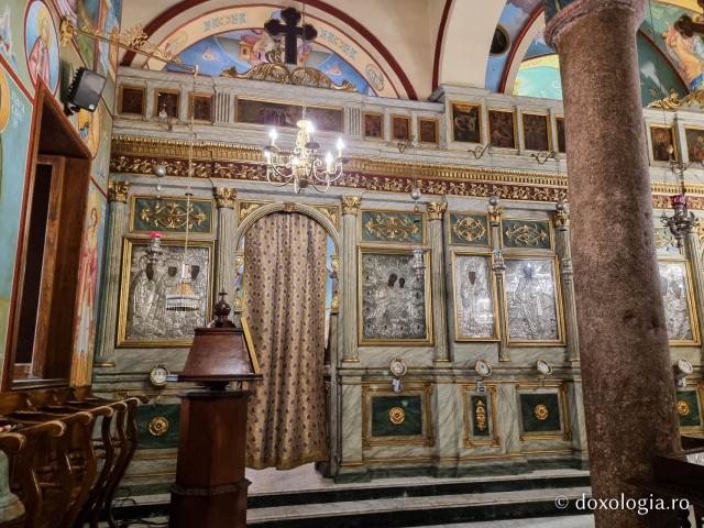 Pași de pelerin la biserica Mănăstirii „Sfântul Sava cel Sfințit”, catedrală a Patriarhiei Ortodoxe a Alexandriei şi a întregii Africi / Foto: Magda Buftea Pași de pelerin la biserica Mănăstirii „Sfântul Sava cel Sfințit”, catedrală a Patriarhiei Ortodoxe a Alexandriei şi a întregii Africi