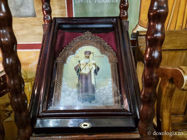 Pași de pelerin la biserica Mănăstirii „Sfântul Sava cel Sfințit”, catedrală a Patriarhiei Ortodoxe a Alexandriei şi a întregii Africi / Foto: Magda Buftea Pași de pelerin la biserica Mănăstirii „Sfântul Sava cel Sfințit”, catedrală a Patriarhiei Ortodoxe a Alexandriei şi a întregii Africi