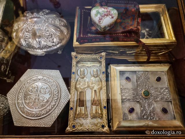 Pași de pelerin la biserica Mănăstirii „Sfântul Sava cel Sfințit”, catedrală a Patriarhiei Ortodoxe a Alexandriei şi a întregii Africi / Foto: Magda Buftea Pași de pelerin la biserica Mănăstirii „Sfântul Sava cel Sfințit”, catedrală a Patriarhiei Ortodoxe a Alexandriei şi a întregii Africi