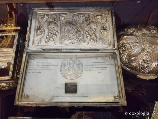 Pași de pelerin la biserica Mănăstirii „Sfântul Sava cel Sfințit”, catedrală a Patriarhiei Ortodoxe a Alexandriei şi a întregii Africi / Foto: Magda Buftea Pași de pelerin la biserica Mănăstirii „Sfântul Sava cel Sfințit”, catedrală a Patriarhiei Ortodoxe a Alexandriei şi a întregii Africi