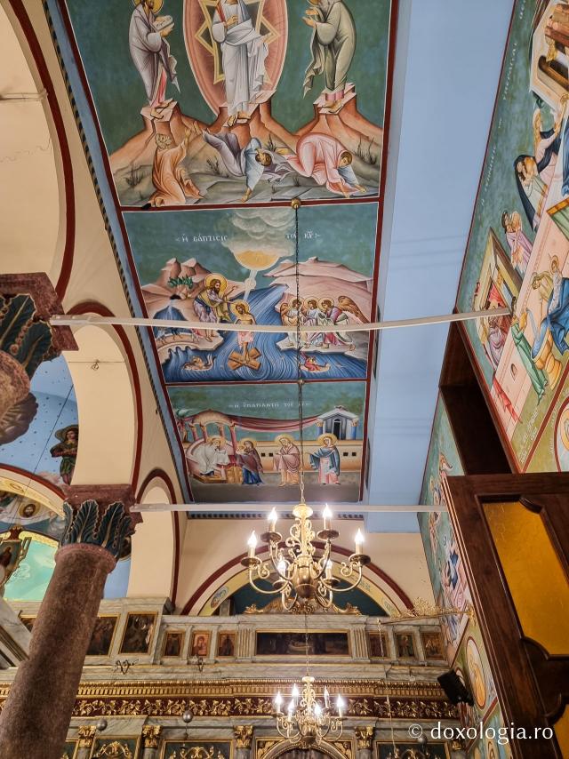 Pași de pelerin la biserica Mănăstirii „Sfântul Sava cel Sfințit”, catedrală a Patriarhiei Ortodoxe a Alexandriei şi a întregii Africi / Foto: Magda Buftea Pași de pelerin la biserica Mănăstirii „Sfântul Sava cel Sfințit”, catedrală a Patriarhiei Ortodoxe a Alexandriei şi a întregii Africi
