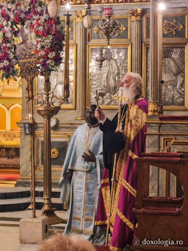 Pași de pelerin la biserica Mănăstirii „Sfântul Sava cel Sfințit”, catedrală a Patriarhiei Ortodoxe a Alexandriei şi a întregii Africi / Foto: Magda Buftea Pași de pelerin la biserica Mănăstirii „Sfântul Sava cel Sfințit”, catedrală a Patriarhiei Ortodoxe a Alexandriei şi a întregii Africi