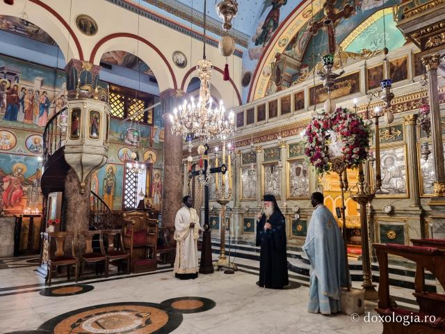 Pași de pelerin la biserica Mănăstirii „Sfântul Sava cel Sfințit”, catedrală a Patriarhiei Ortodoxe a Alexandriei şi a întregii Africi / Foto: Magda Buftea Pași de pelerin la biserica Mănăstirii „Sfântul Sava cel Sfințit”, catedrală a Patriarhiei Ortodoxe a Alexandriei şi a întregii Africi