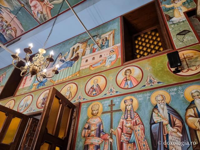 Pași de pelerin la biserica Mănăstirii „Sfântul Sava cel Sfințit”, catedrală a Patriarhiei Ortodoxe a Alexandriei şi a întregii Africi / Foto: Magda Buftea Pași de pelerin la biserica Mănăstirii „Sfântul Sava cel Sfințit”, catedrală a Patriarhiei Ortodoxe a Alexandriei şi a întregii Africi
