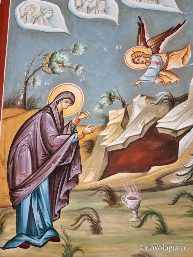 Pași de pelerin la biserica Mănăstirii „Sfântul Sava cel Sfințit”, catedrală a Patriarhiei Ortodoxe a Alexandriei şi a întregii Africi / Foto: Magda Buftea Pași de pelerin la biserica Mănăstirii „Sfântul Sava cel Sfințit”, catedrală a Patriarhiei Ortodoxe a Alexandriei şi a întregii Africi