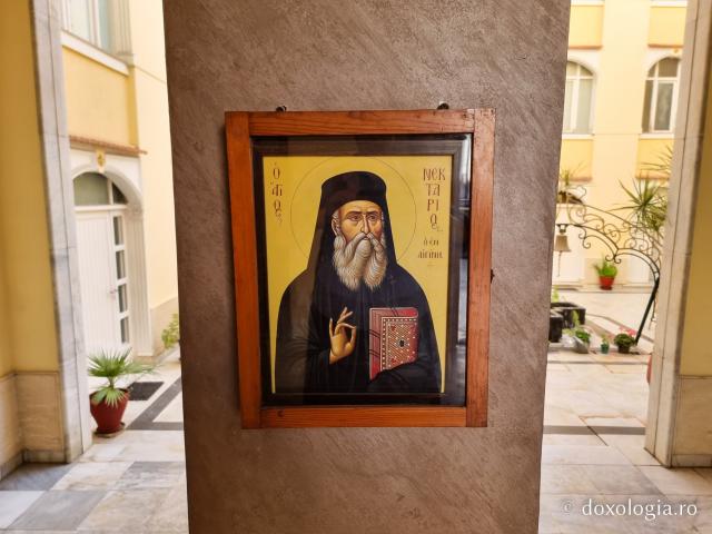 Pași de pelerin la biserica Mănăstirii „Sfântul Sava cel Sfințit”, catedrală a Patriarhiei Ortodoxe a Alexandriei şi a întregii Africi / Foto: Magda Buftea Pași de pelerin la biserica Mănăstirii „Sfântul Sava cel Sfințit”, catedrală a Patriarhiei Ortodoxe a Alexandriei şi a întregii Africi