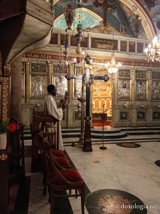 Pași de pelerin la biserica Mănăstirii „Sfântul Sava cel Sfințit”, catedrală a Patriarhiei Ortodoxe a Alexandriei şi a întregii Africi Pași de pelerin la biserica Mănăstirii „Sfântul Sava cel Sfințit”, catedrală a Patriarhiei Ortodoxe a Alexandriei şi a întregii Africi