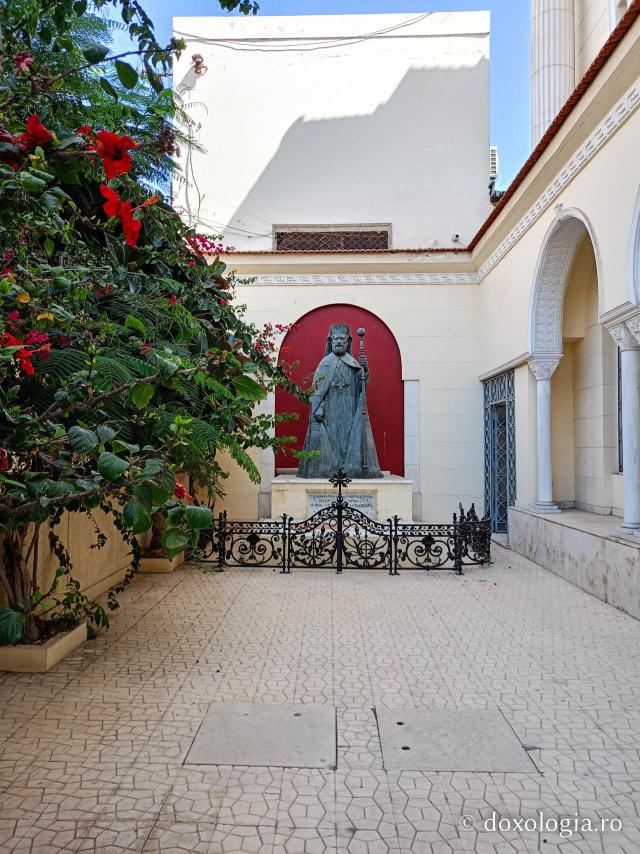 Pași de pelerin la biserica Mănăstirii „Sfântul Sava cel Sfințit”, catedrală a Patriarhiei Ortodoxe a Alexandriei şi a întregii Africi