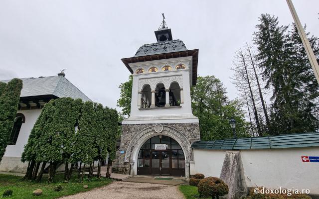 Biserica închinată Sfintei Treimi a Mănăstirii Sinaia