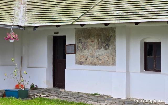 Paraclisul cu hramul Schimbarea la Față