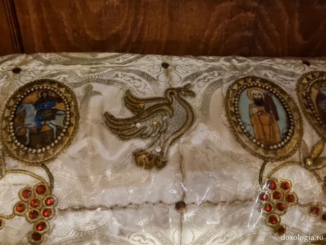 Închinare la moaștele Sfântului Cuvios Efrem Sirul