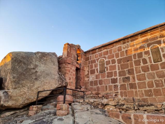 Urcând pe Muntele Sinai, pe urmele pașilor Sfântului Proroc Moise