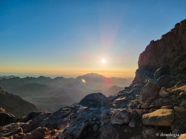 Urcând pe Muntele Sinai, pe urmele pașilor Sfântului Proroc Moise